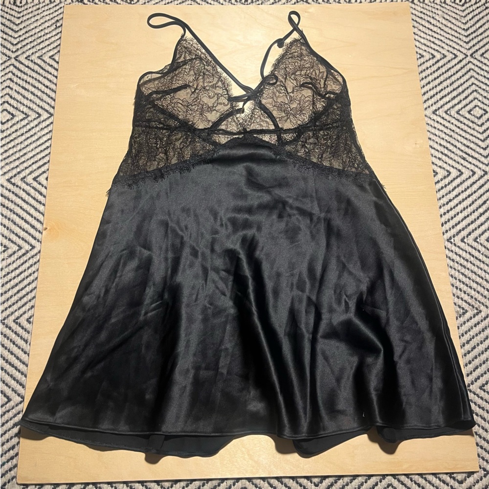 Elegant Black Lace Chemise NWT Victorias Secret Lingerie Silk Dress